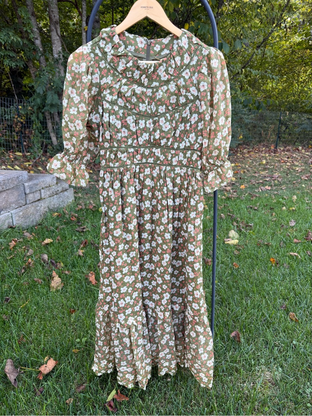 Tecovas x Kristopher Brock Charlie Dress Olive/Beige Floral Midi S Ruffle Lined